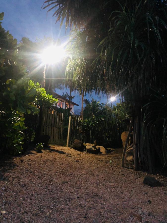 Screwpine Beach Villa Dickwella Exterior photo