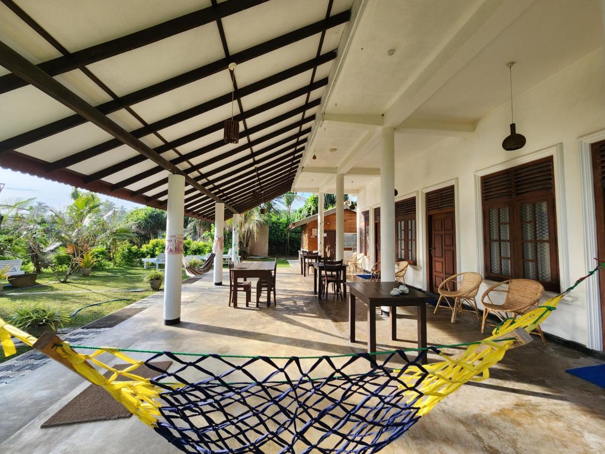 Screwpine Beach Villa Dickwella Exterior photo